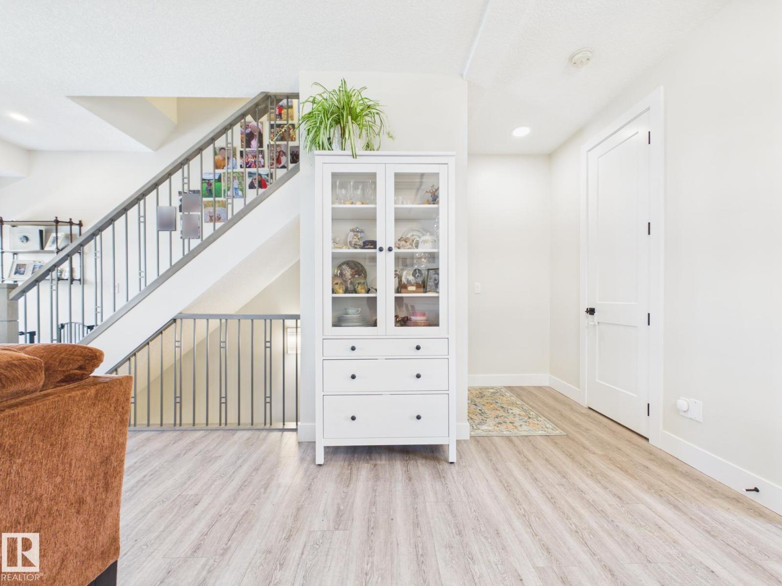 #11 230 EDGEMONT RD NW - 27