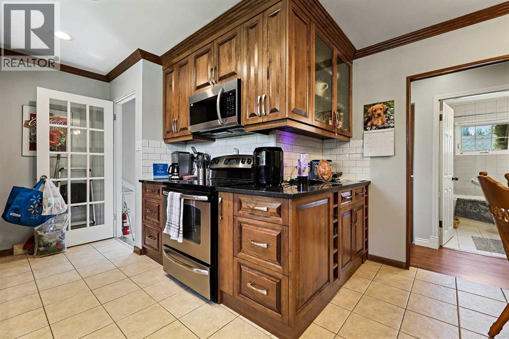 8627 Athabasca Street SE - 9