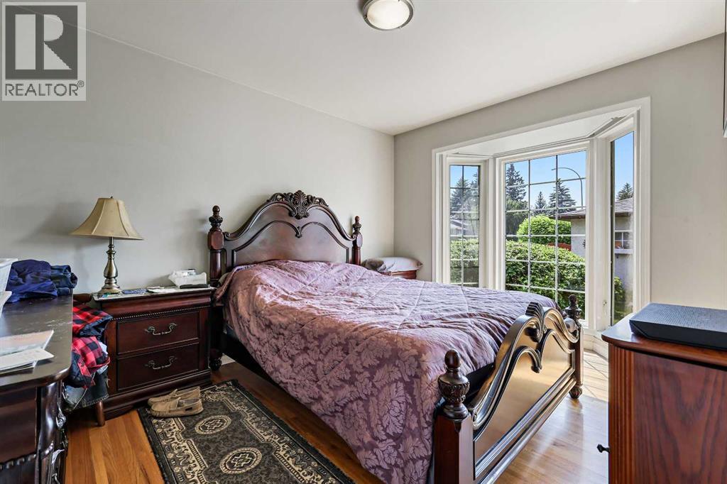 8627 Athabasca Street SE - 11
