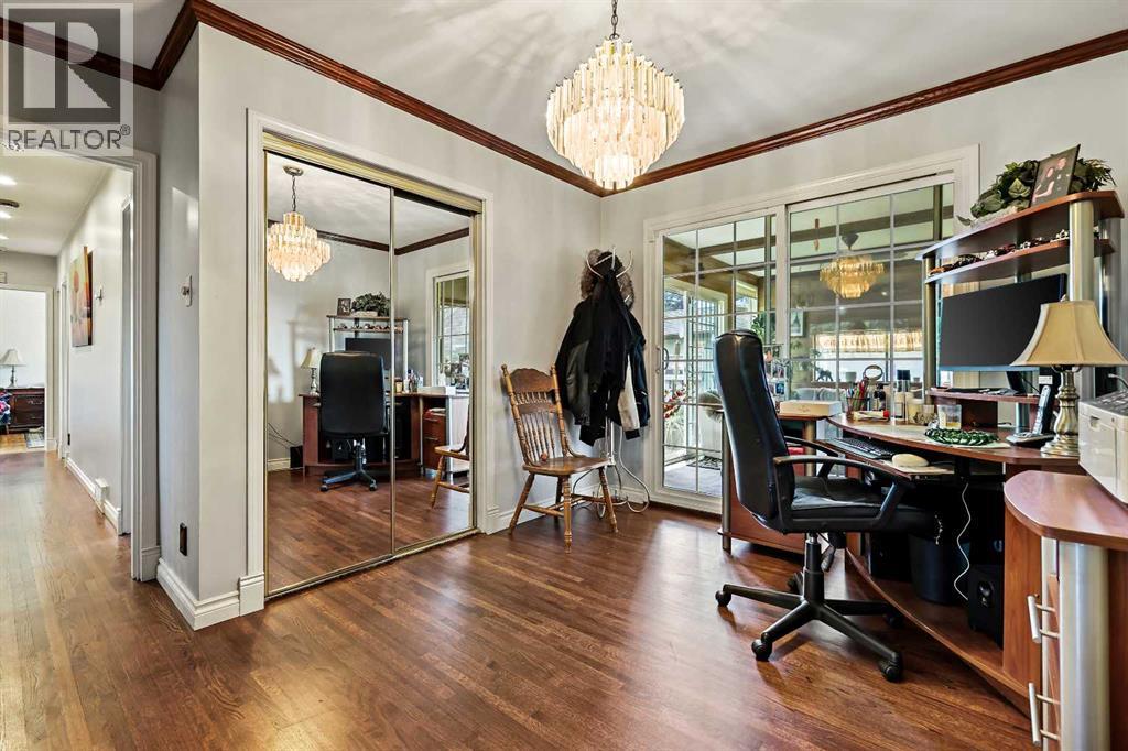 8627 Athabasca Street SE - 15