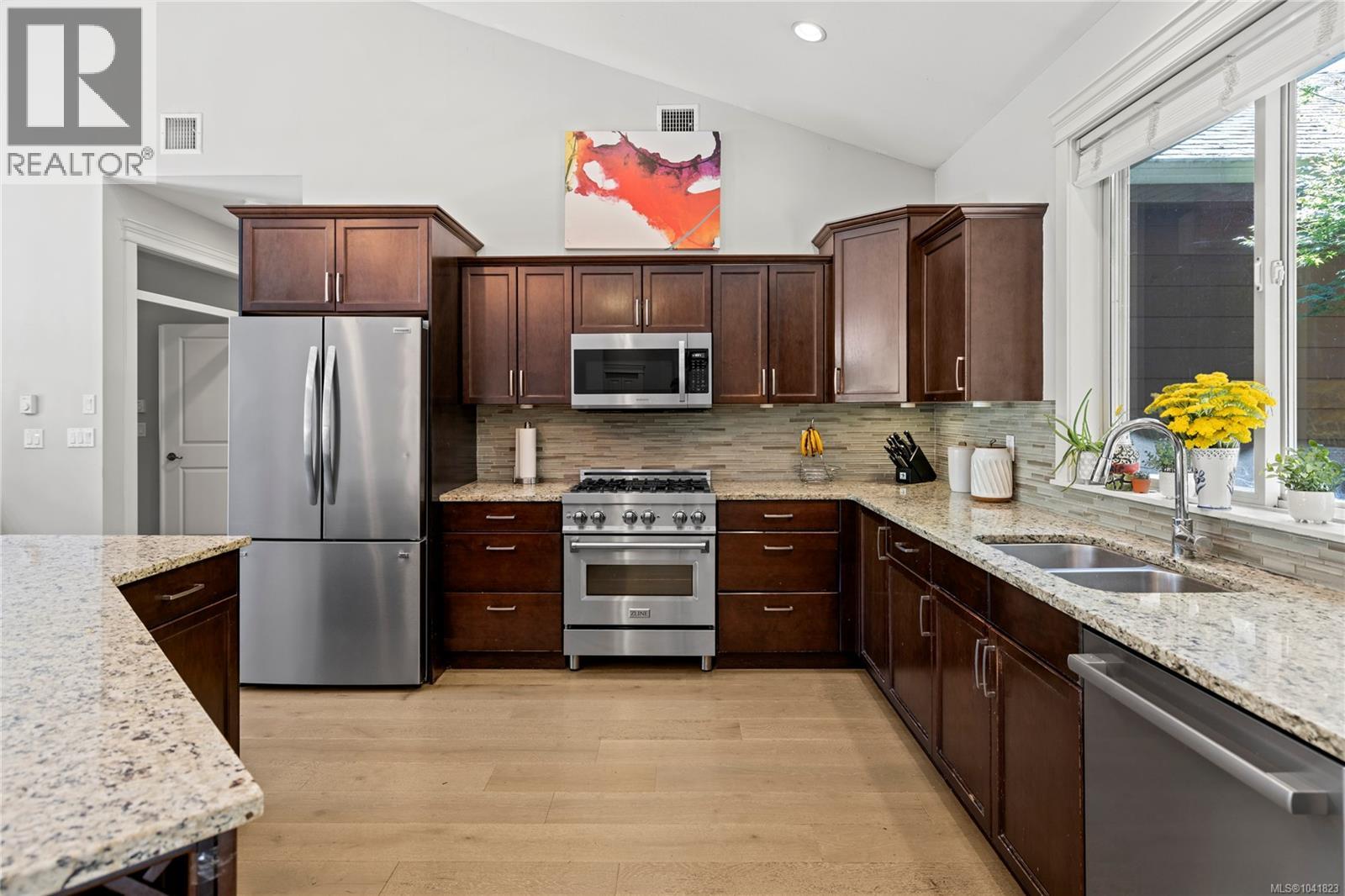 1755 Galvin Pl - 17