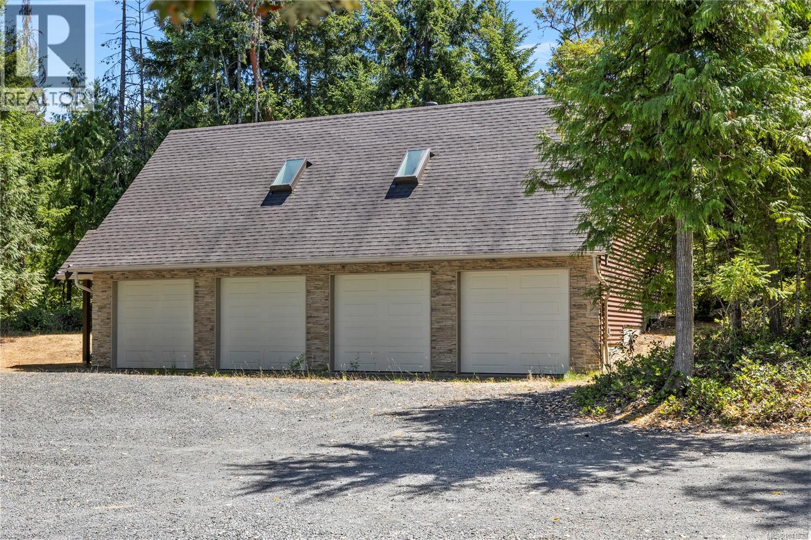 1755 Galvin Pl - 8