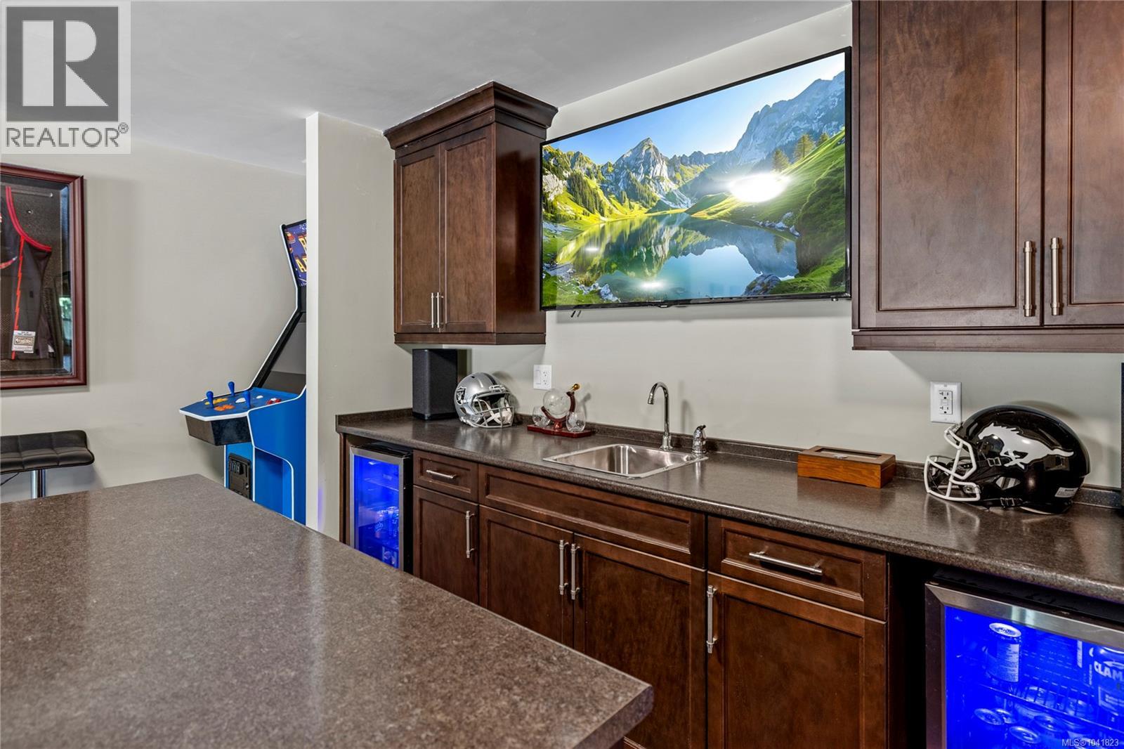 1755 Galvin Pl - 36