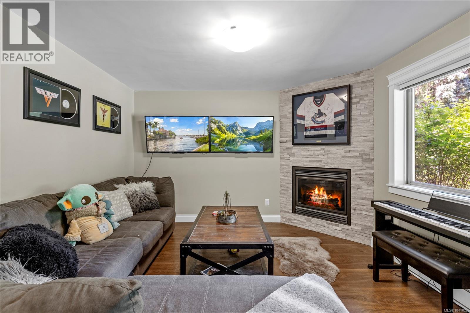 1755 Galvin Pl - 40