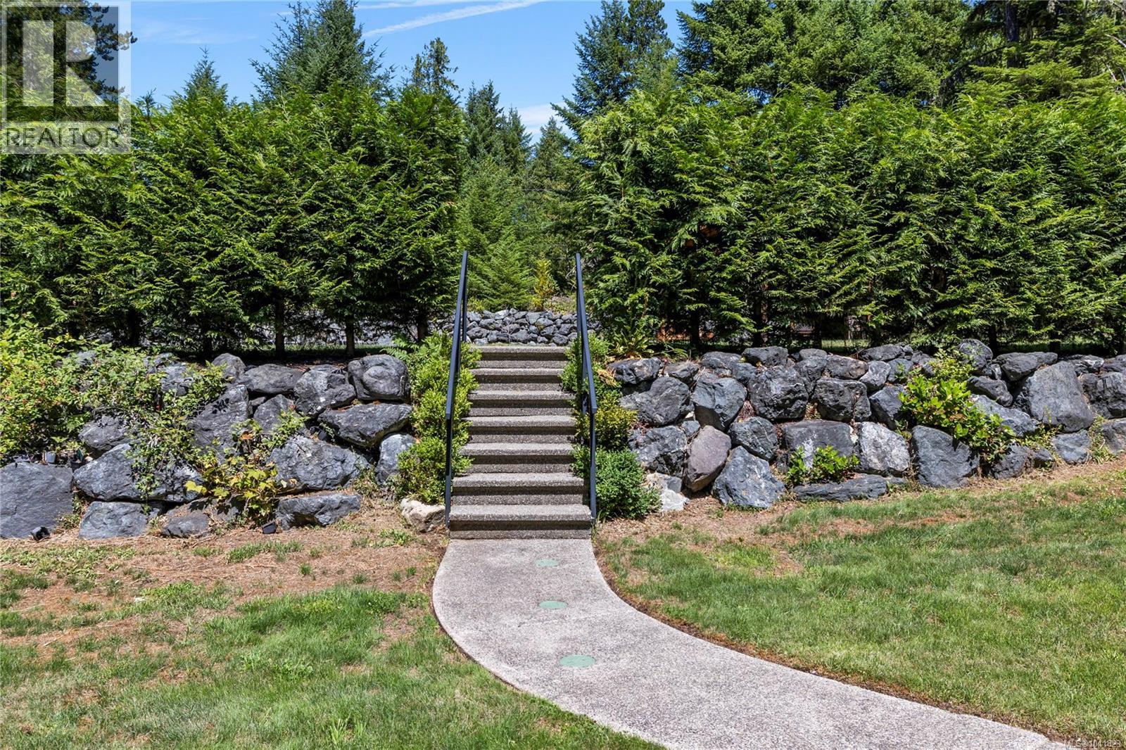 1755 Galvin Pl - 53