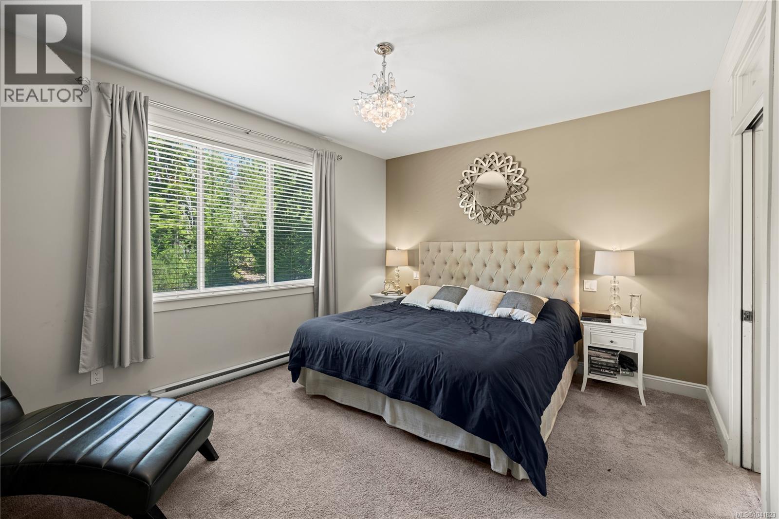 1755 Galvin Pl - 24