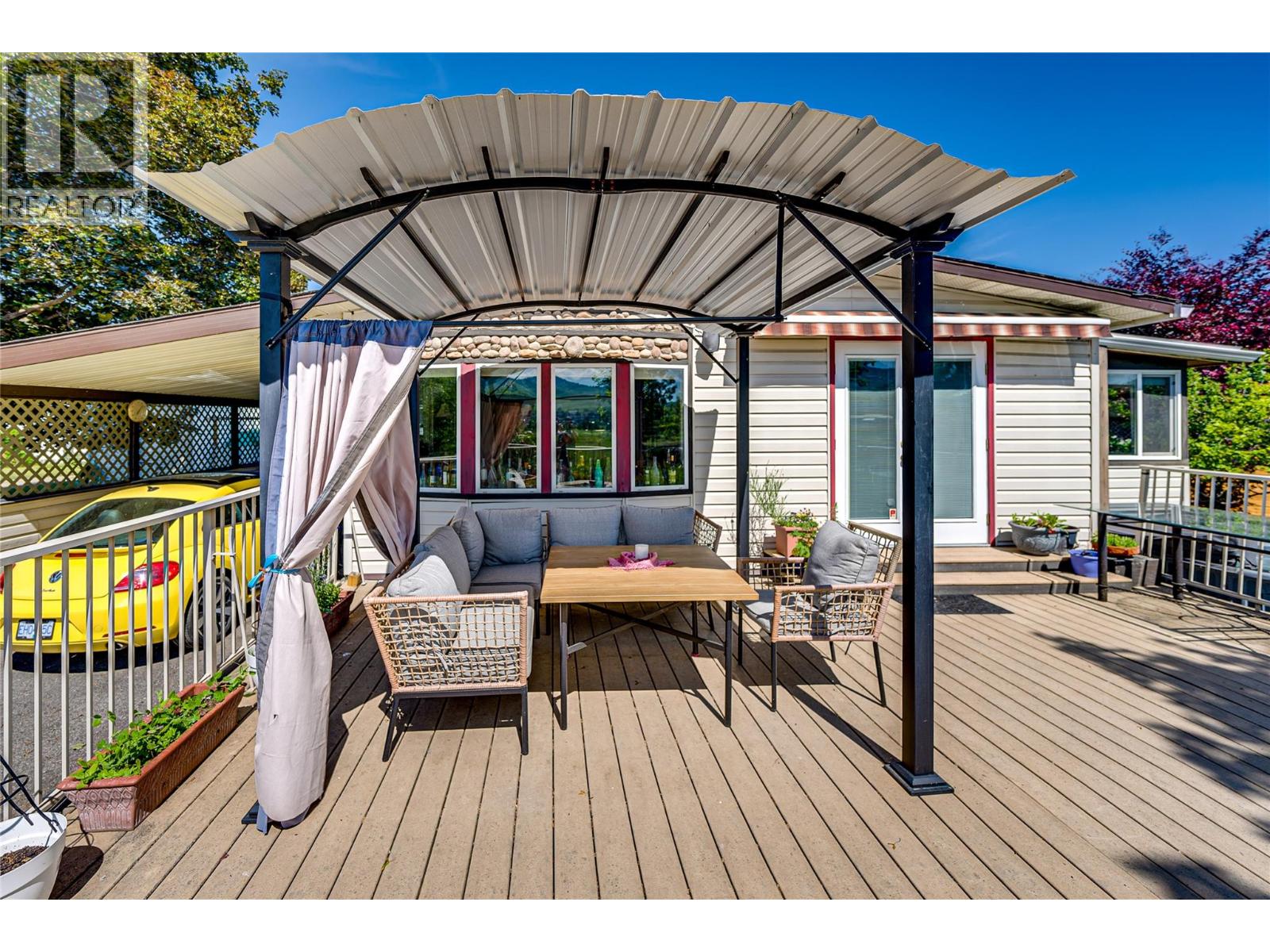 #106 2727 Lakeshore Road - 6