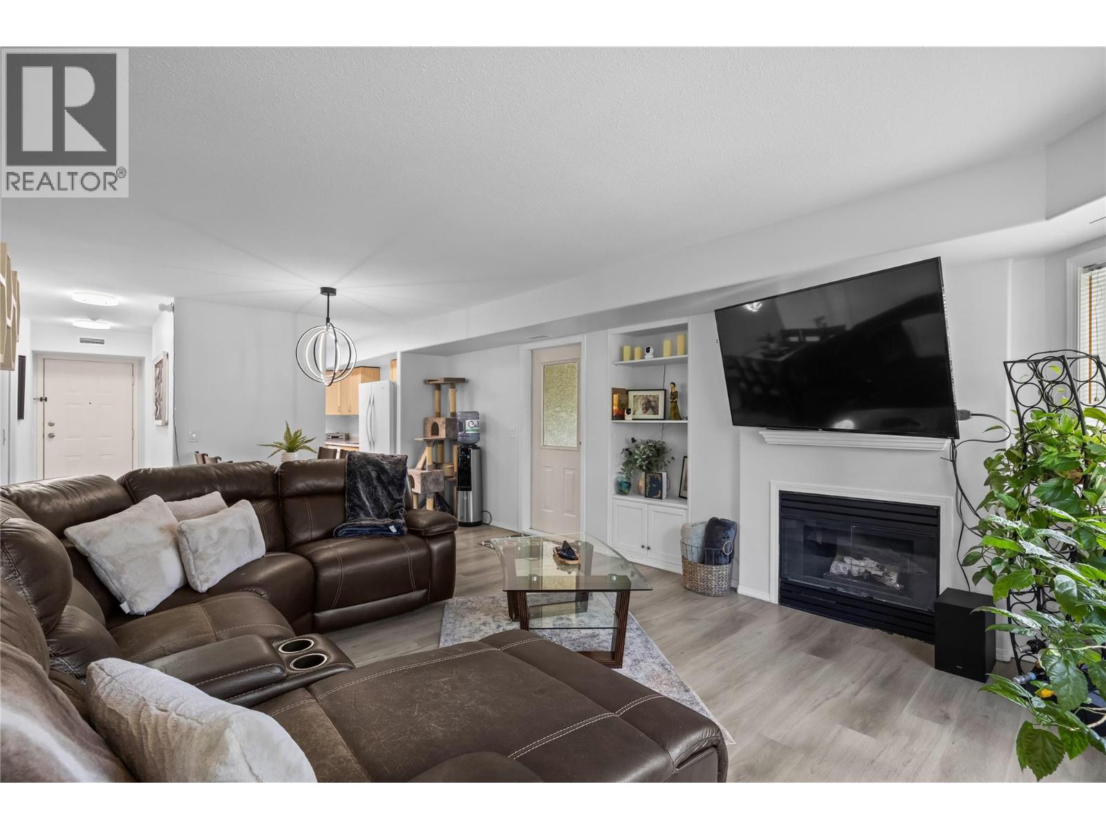 #401 3115 De Montreuil Court - 8