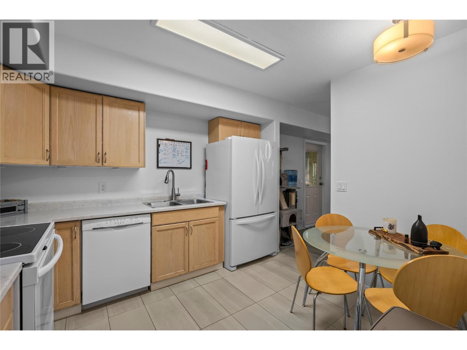 #401 3115 De Montreuil Court - 12