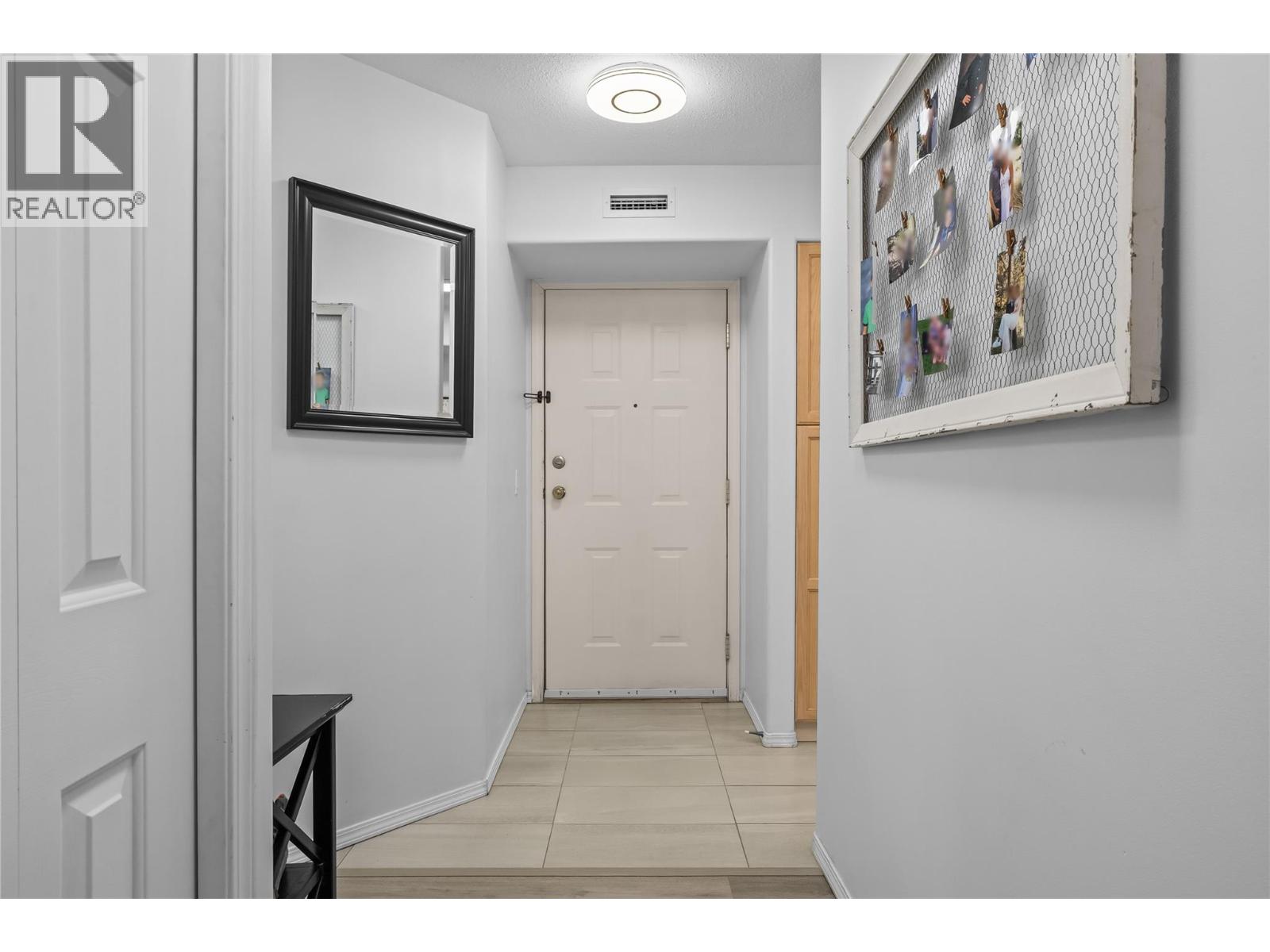 #401 3115 De Montreuil Court - 16
