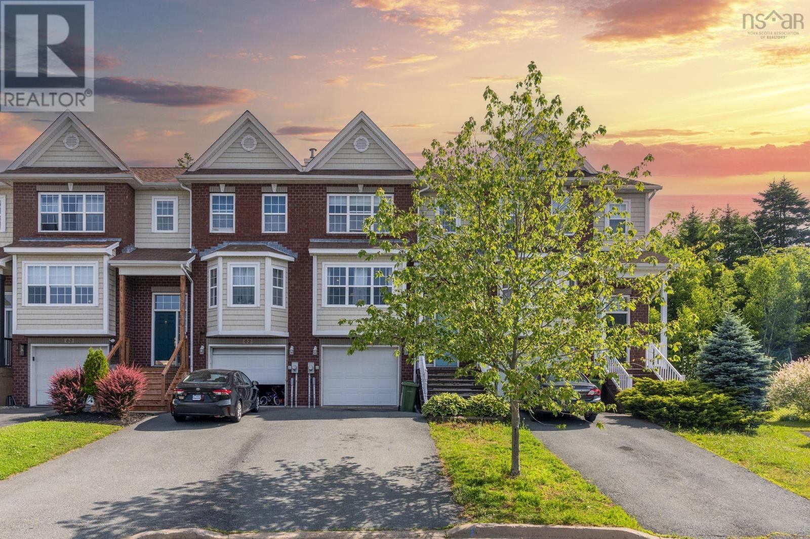 64 Surrey Way - 2