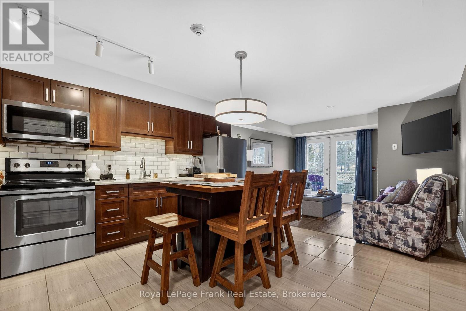 #103 25 KING STREET - 8