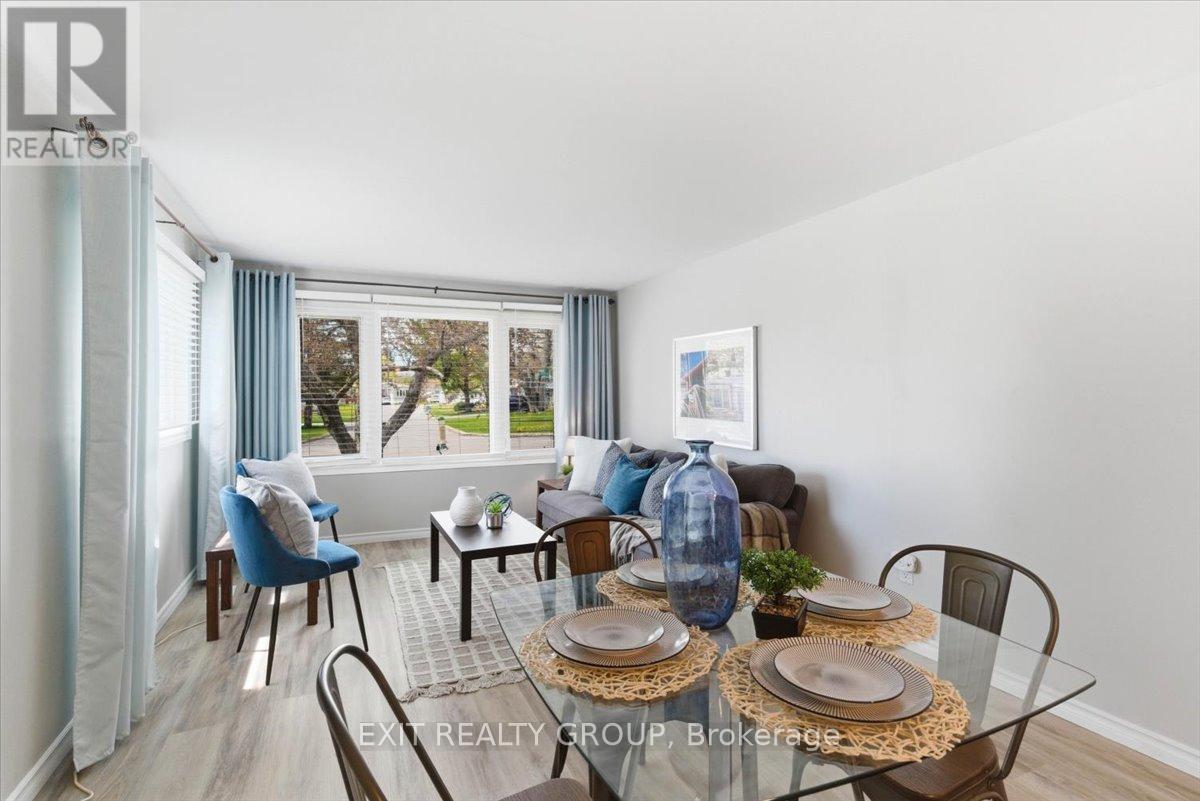 22 LINDEN BOULEVARD - 17
