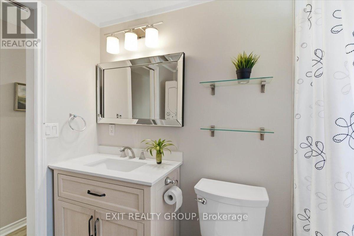 22 LINDEN BOULEVARD - 19