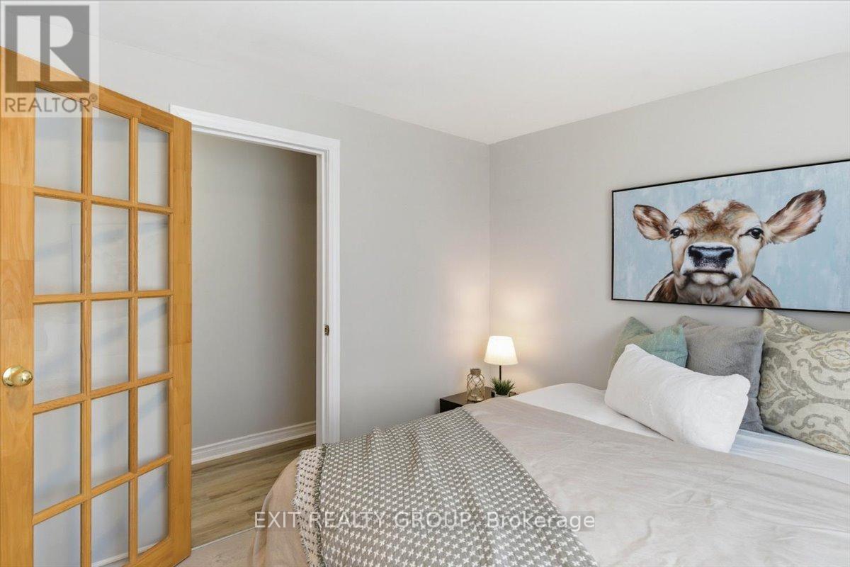 22 LINDEN BOULEVARD - 23