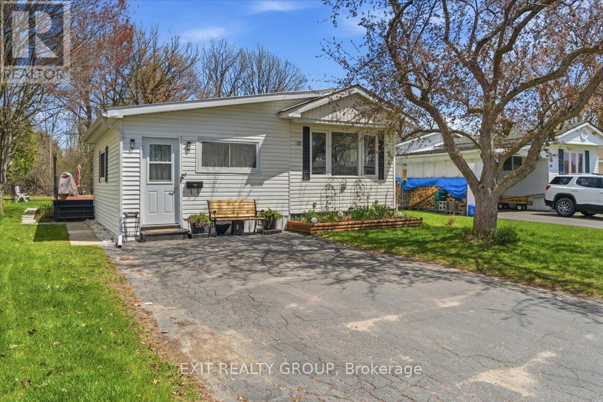 22 LINDEN BOULEVARD - 3