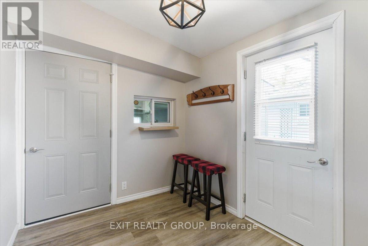 22 LINDEN BOULEVARD - 5