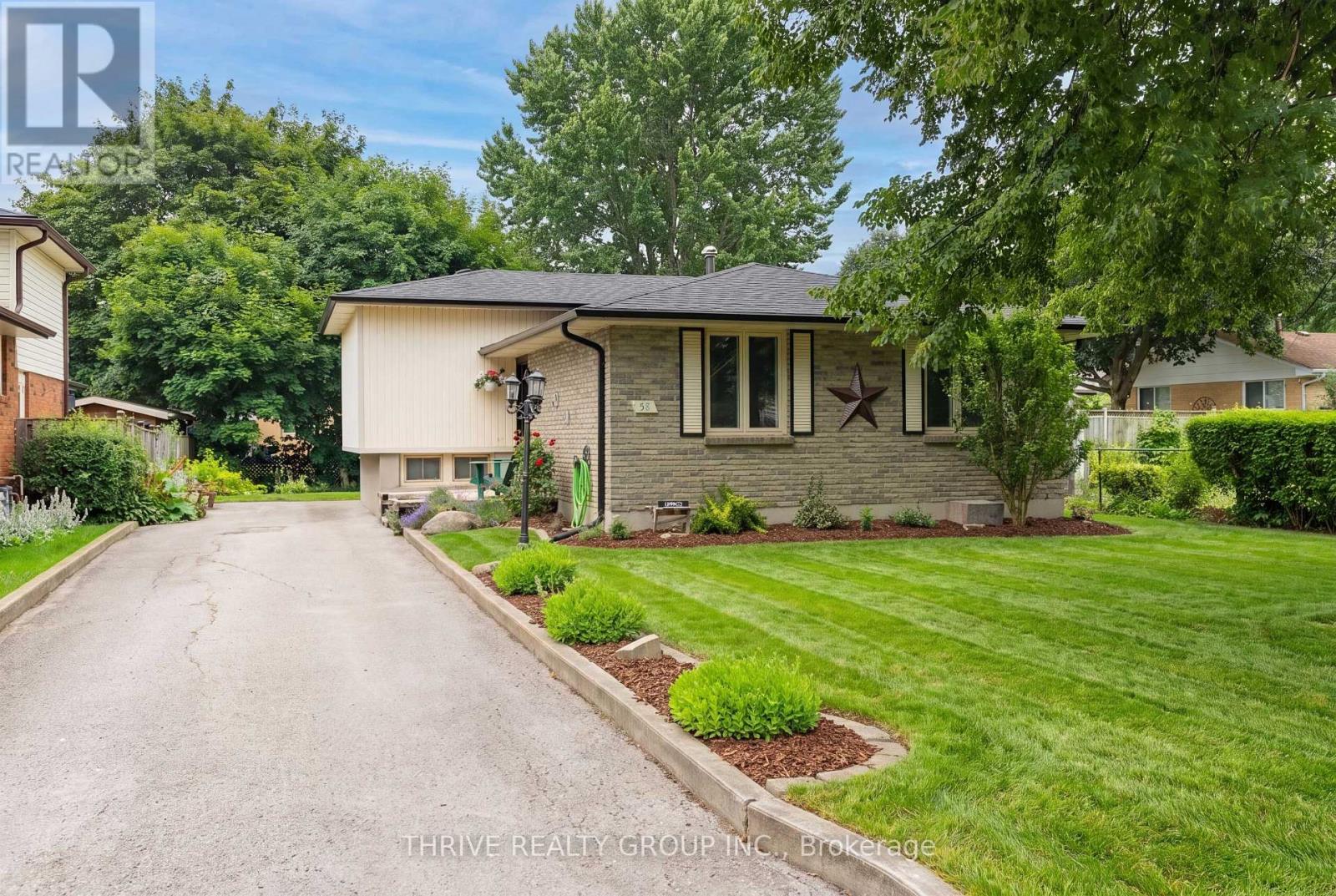 58 HARCROFT CRESCENT - 1