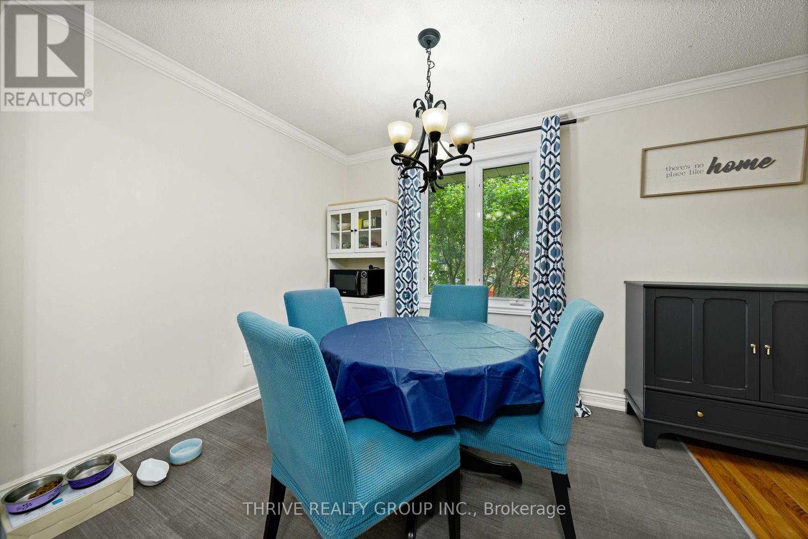 58 HARCROFT CRESCENT - 10