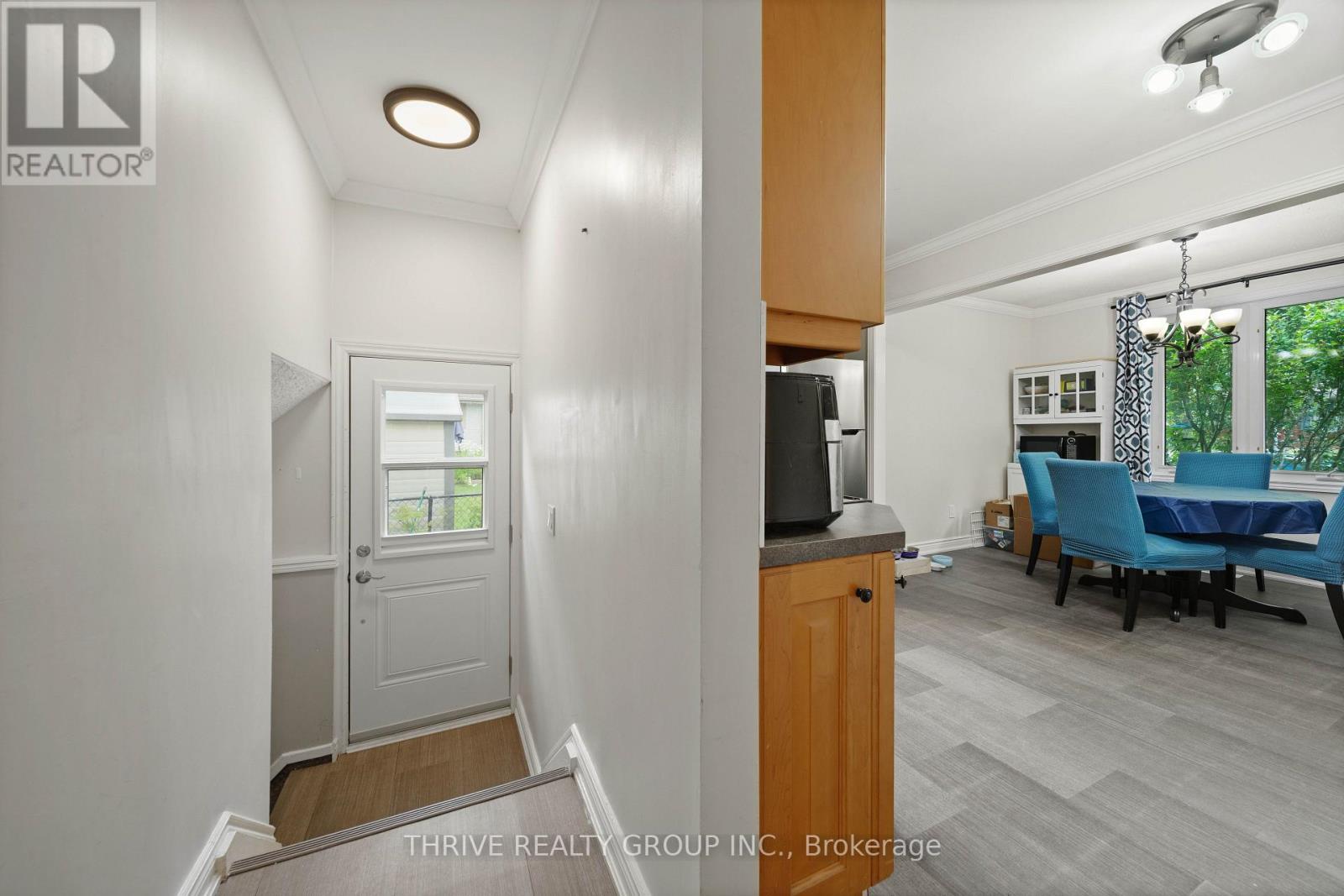 58 HARCROFT CRESCENT - 18
