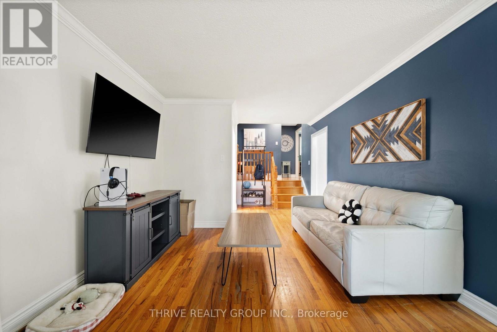 58 HARCROFT CRESCENT - 5