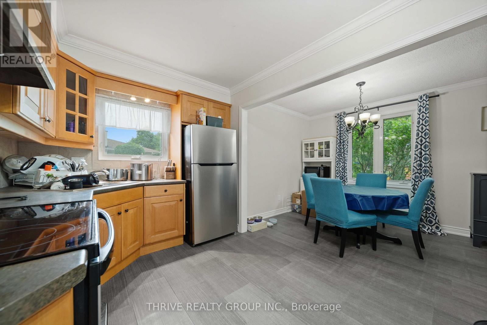 58 HARCROFT CRESCENT - 8