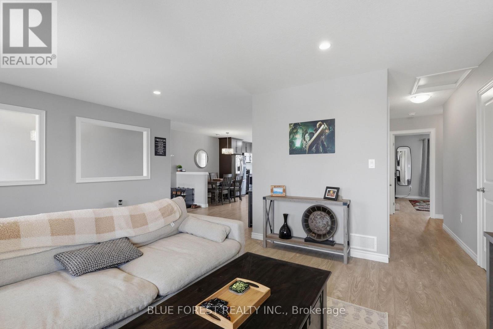 #124 3320 MEADOWGATE BOULEVARD - 12