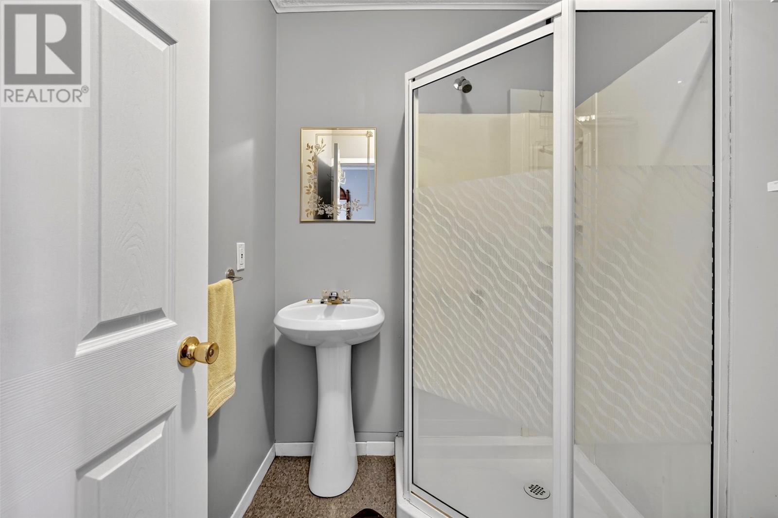 169 Ferndale Road - 27