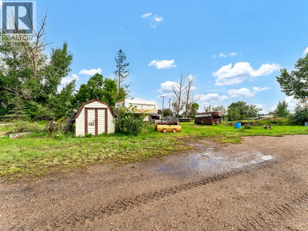 12228 Range Road 64 - 32