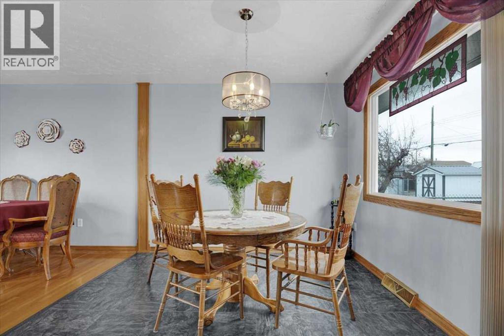 415 12 Street East - Photo 10