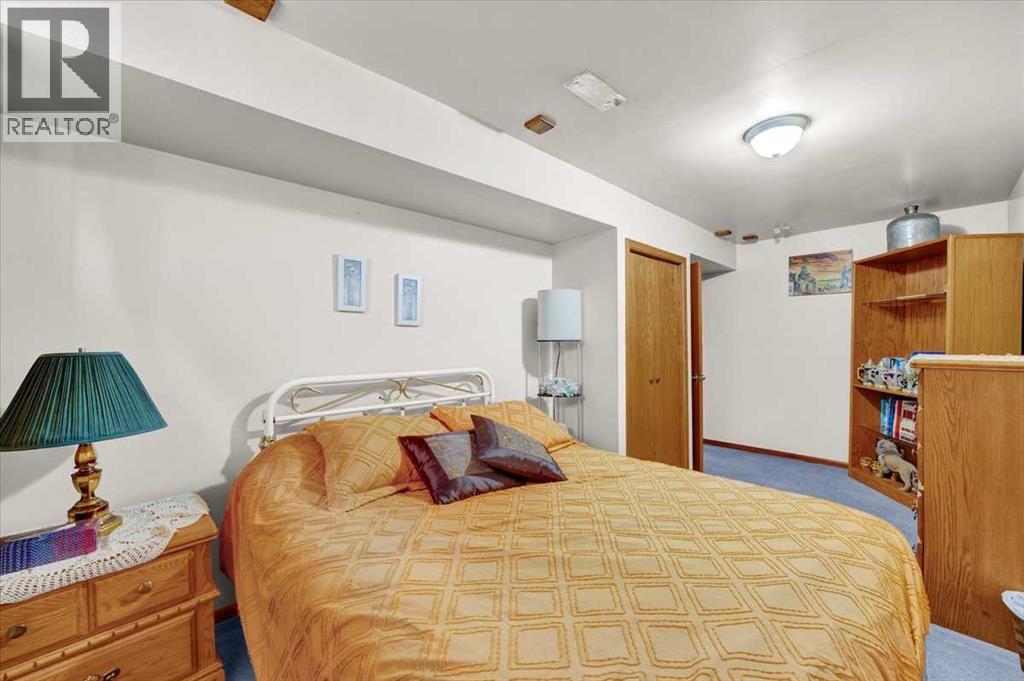 415 12 Street East - Photo 28