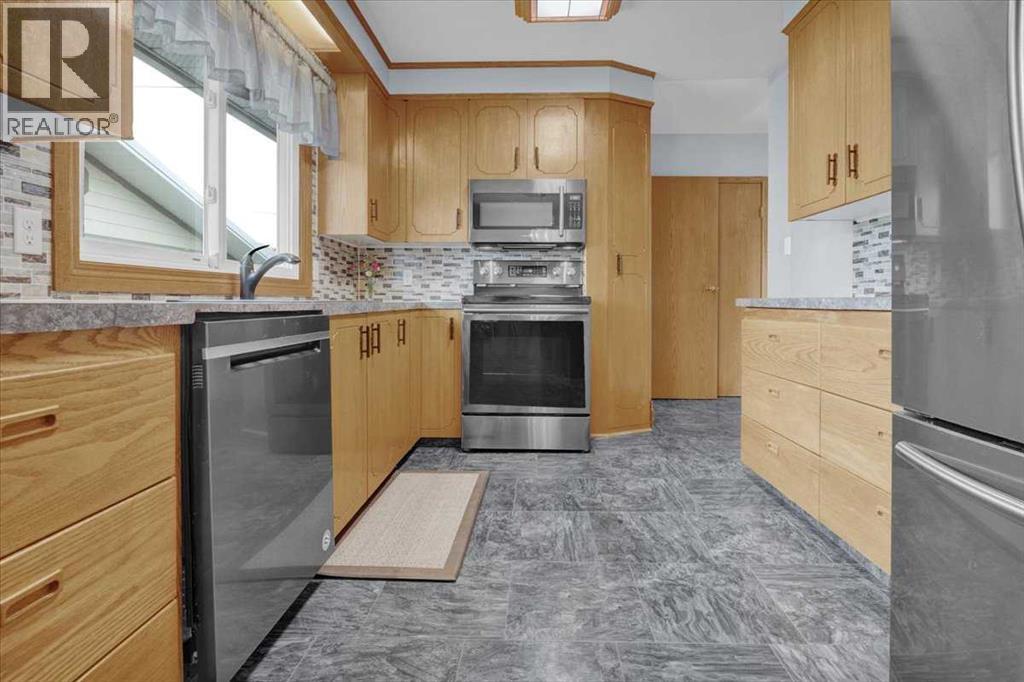 415 12 Street East - Photo 15