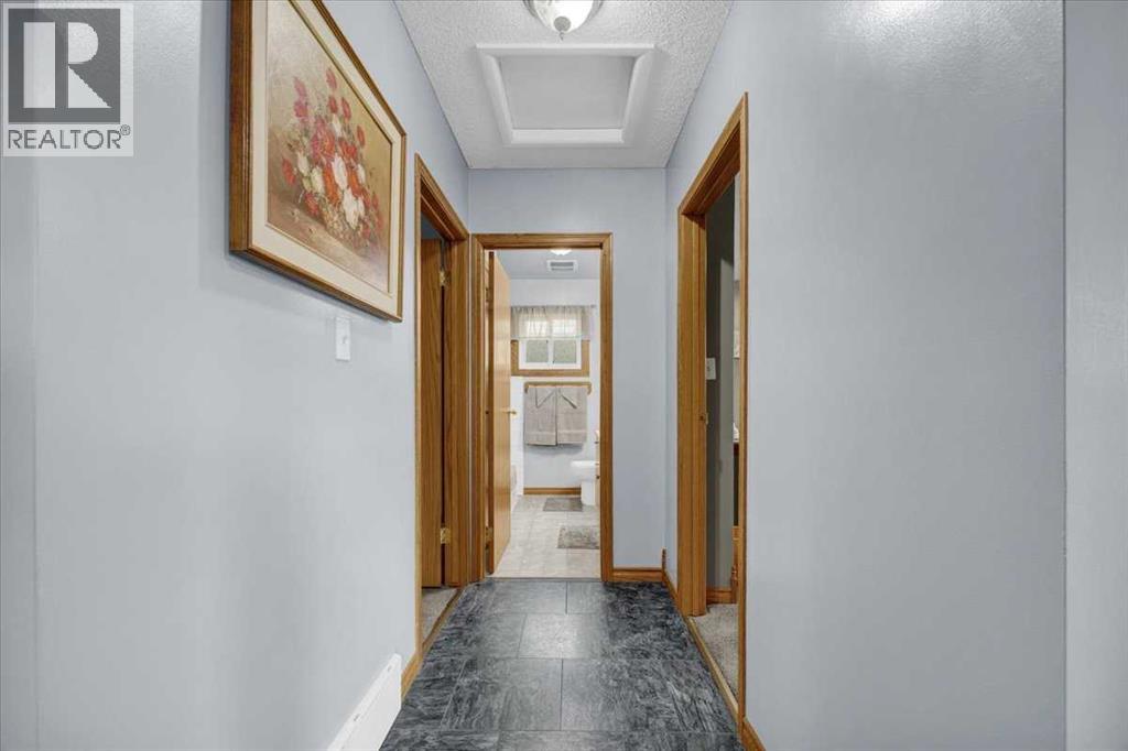 415 12 Street East - Photo 16