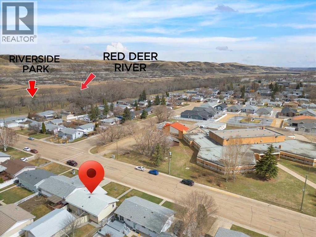 415 12 Street East - Photo 48