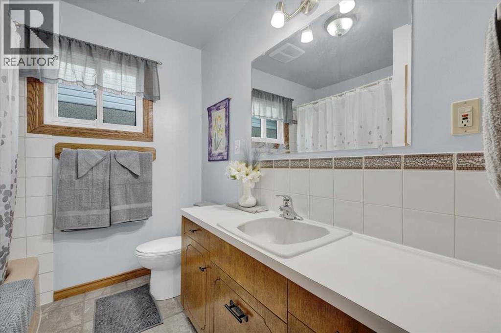 415 12 Street East - Photo 20