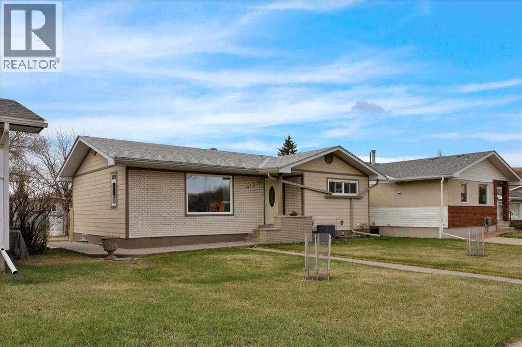 415 12 Street East - Photo 40