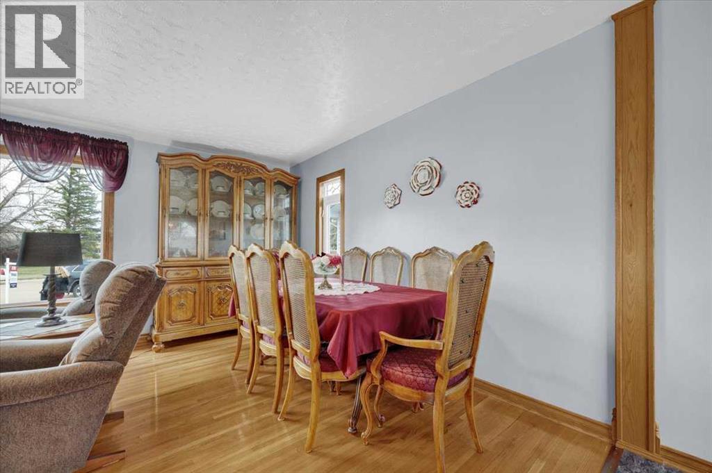 415 12 Street East - Photo 8