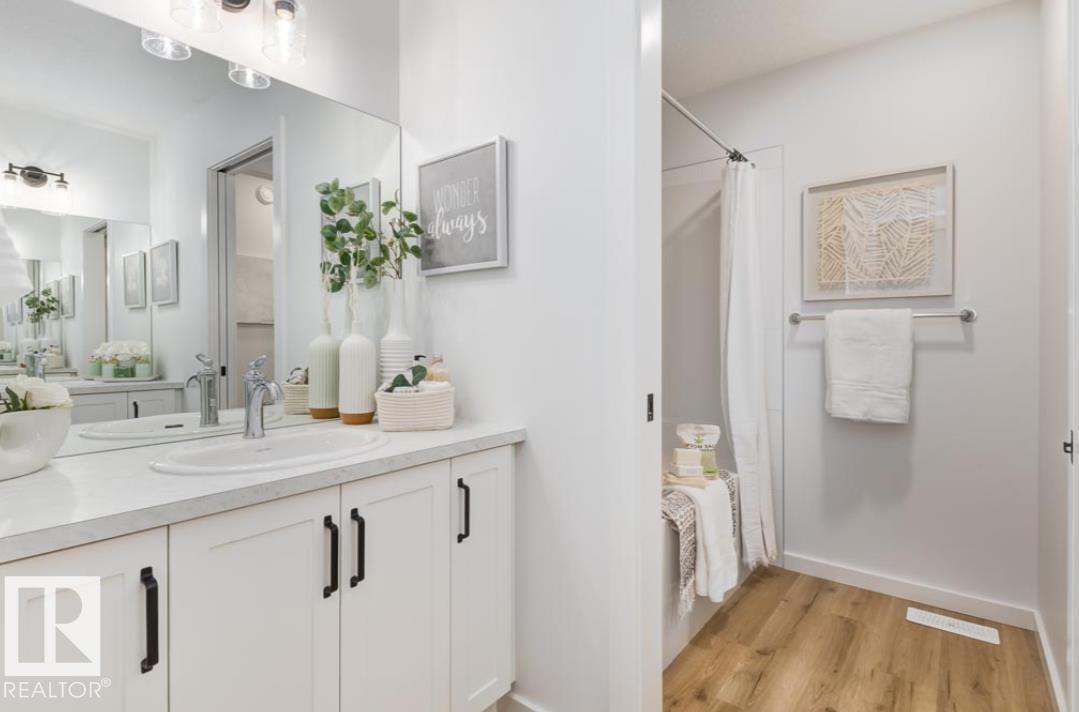 81 Rosa Crescent — photo 6