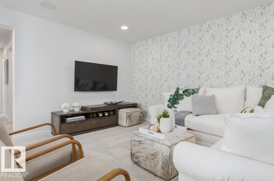 81 Rosa Crescent — photo 16