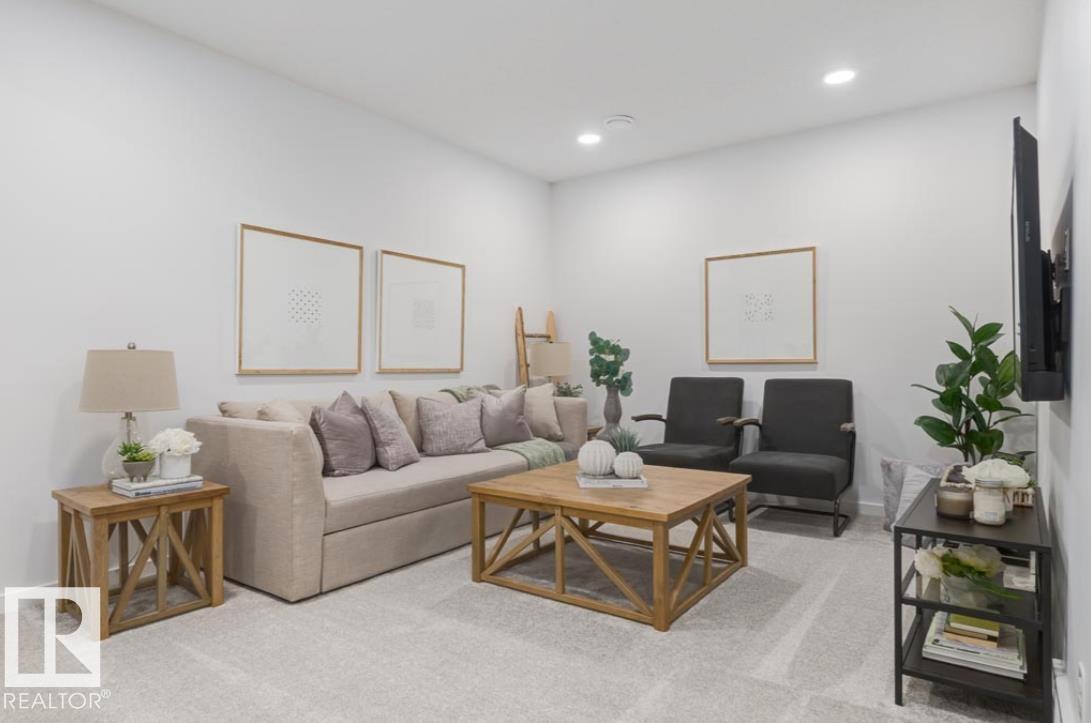 81 Rosa Crescent — photo 15