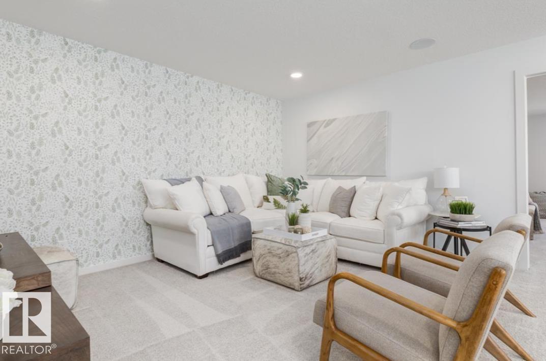 81 Rosa Crescent — photo 17