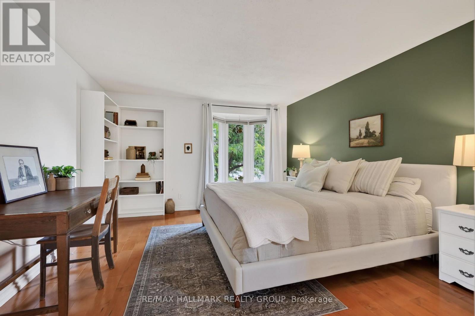 6106 MEADOWHILL CRESCENT - 25
