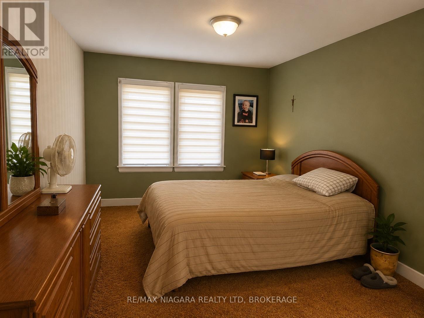 66 RADFORD AVENUE - 4