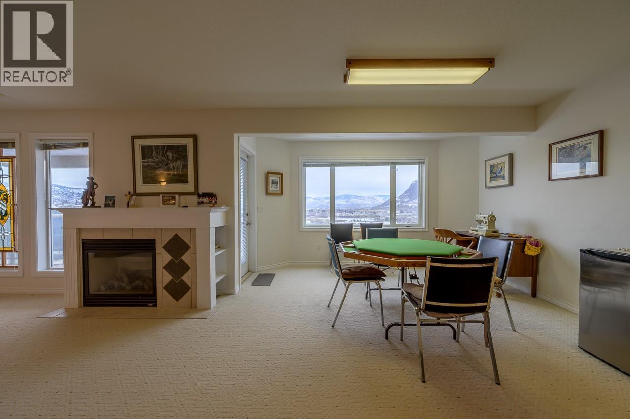#6 1651 VALLEYVIEW Drive - 27
