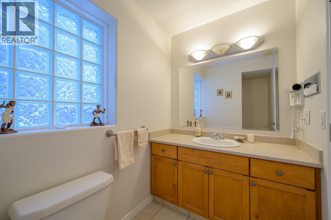 #6 1651 VALLEYVIEW Drive - 33