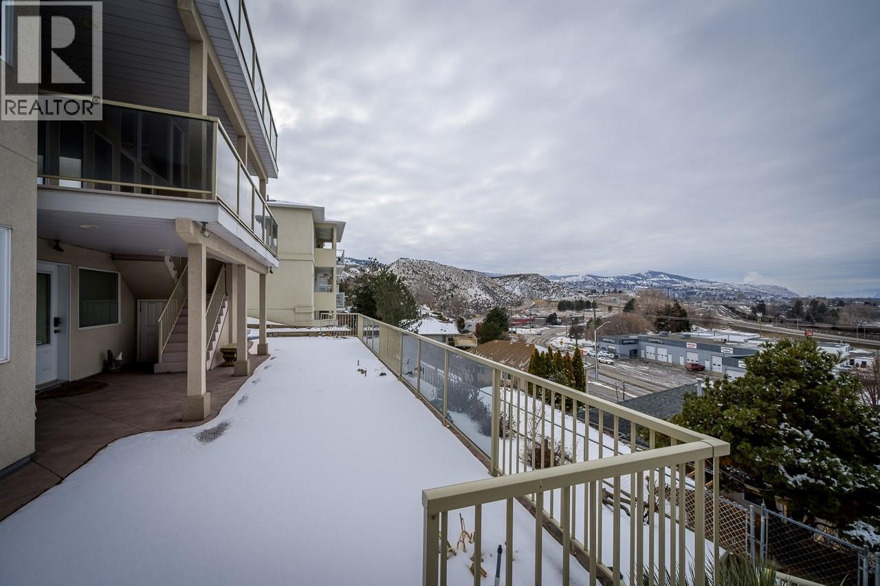 #6 1651 VALLEYVIEW Drive - 23