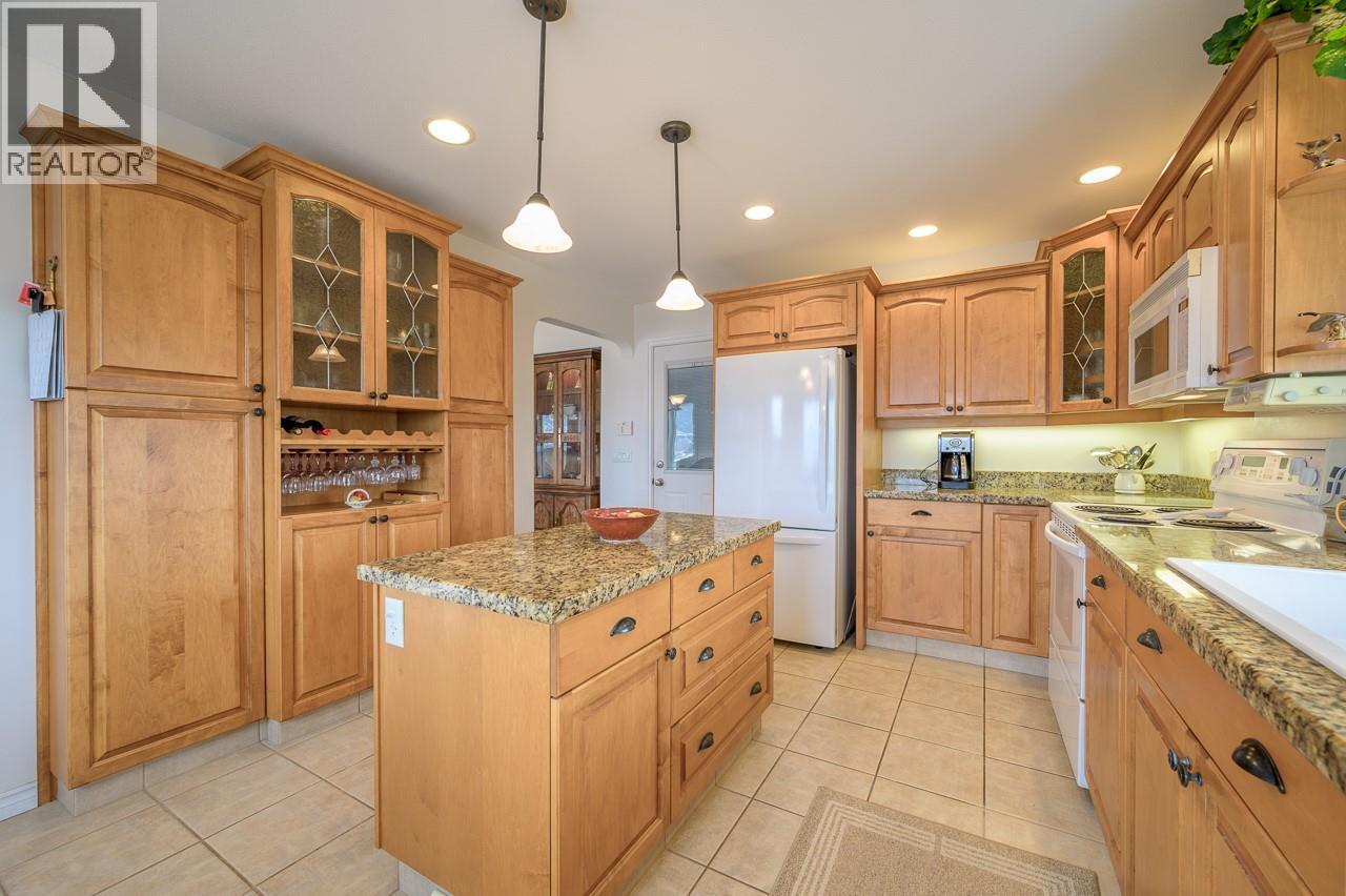 #6 1651 VALLEYVIEW Drive - 14