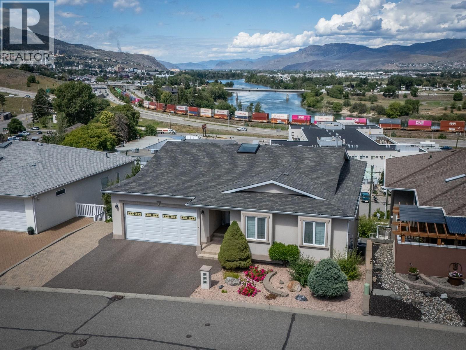 #6 1651 VALLEYVIEW Drive - 56