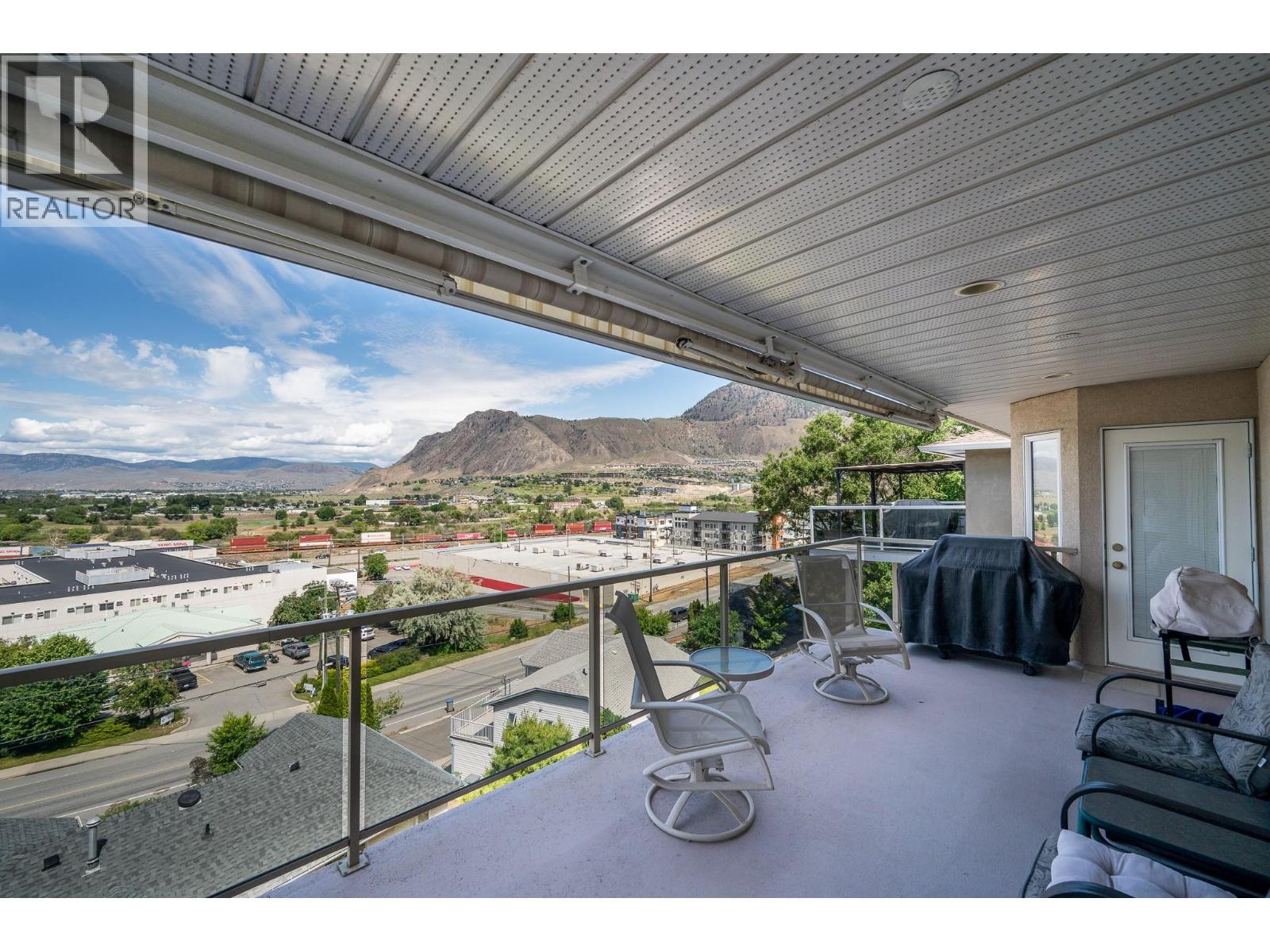 #6 1651 VALLEYVIEW Drive - 12