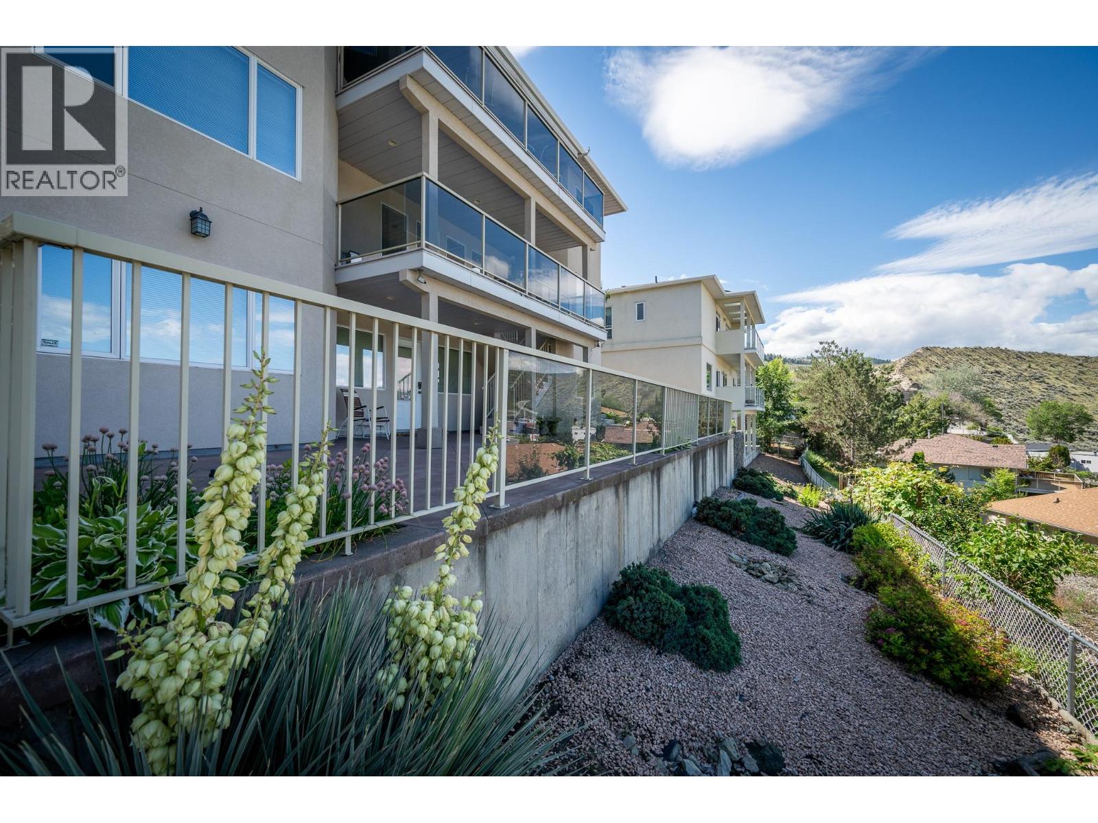 #6 1651 VALLEYVIEW Drive - 45